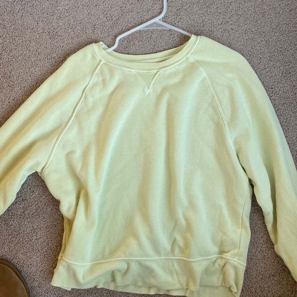 Sweatshirt